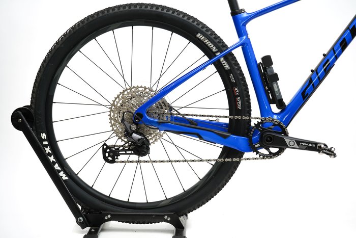 Giant XTC Advanced 3 29″